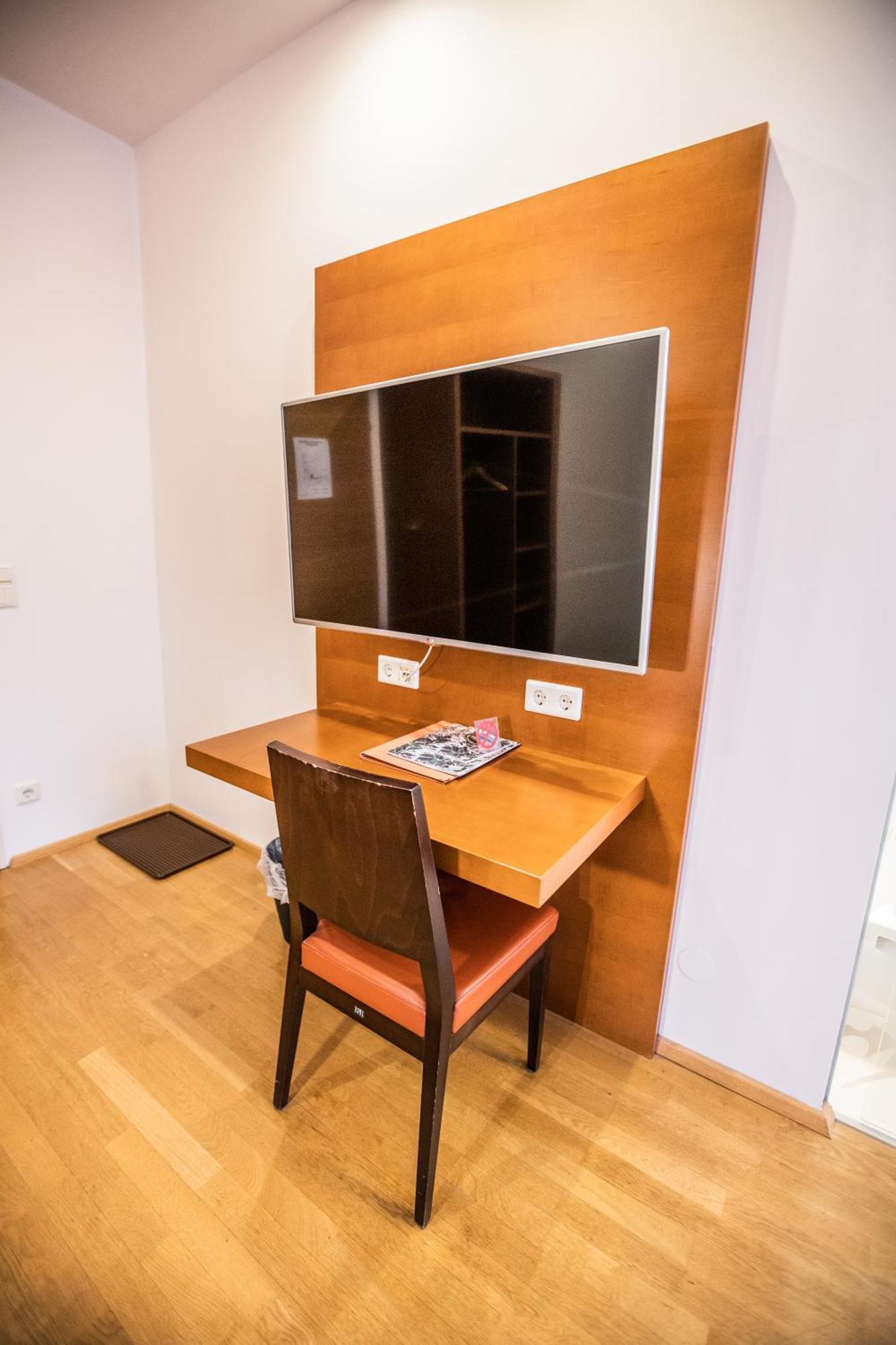 Hotel Stadt Wien Bad Schallerbach Luaran gambar
