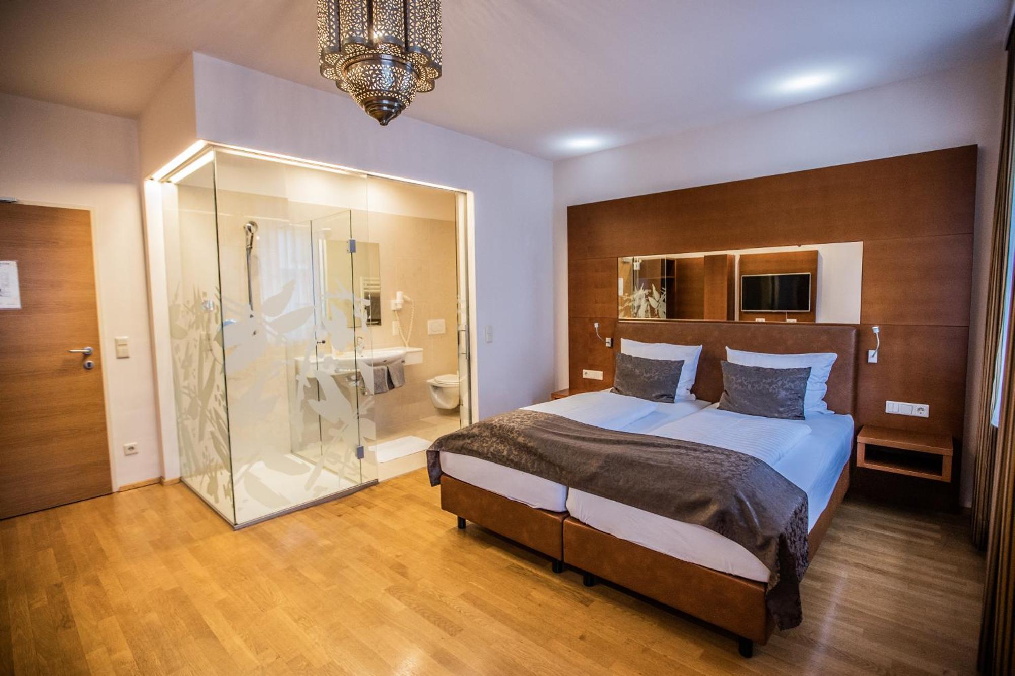 Hotel Stadt Wien Bad Schallerbach Luaran gambar