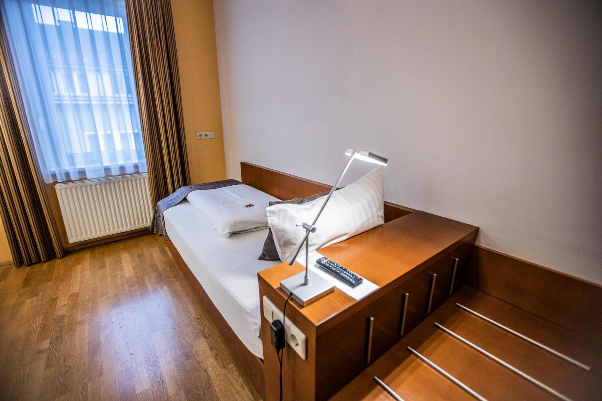 Hotel Stadt Wien Bad Schallerbach Luaran gambar